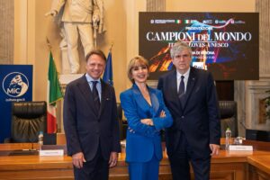 &ldquo;Un grande brindisi nazionale, dall&rsquo;Arena di Verona alle case d&rsquo;Italia: celebriamo la convivialit&agrave;&rdquo;