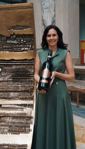 &ldquo;Carapace Centenario&rdquo;: il Sagrantino di Montefalco per i 100 anni dalla nascita di Arnaldo Pomodoro