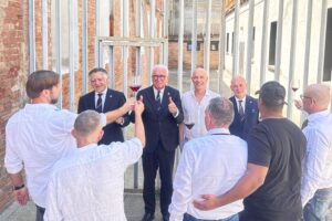 Quando il vino &egrave; futuro, riscatto e inclusione: cinque detenuti a Siena diventano sommelier Ais