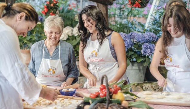 Dopo aver aperto le cucine di casa, Le Cesarine portano gli appassionati dai produttori locali