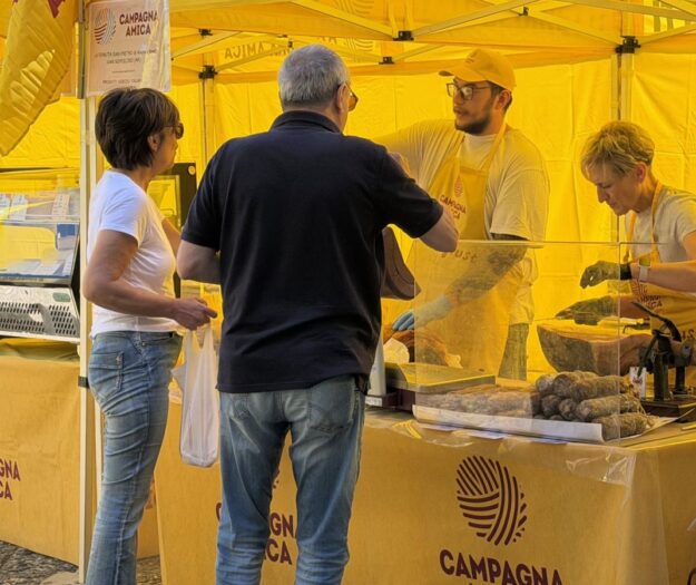 Anche l&rsquo;Ospedale Torregalli di Firenze ha il suo mercato contadino per alimentarsi correttamente