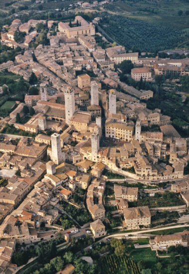 Consorzio Vernaccia San Gimignano - Panoramica dall’alto del paese