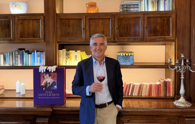 Per il vino, il futuro &egrave; complesso. Serviranno identit&agrave; territoriale e &ldquo;anima&rdquo;, citando Veronelli