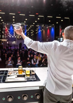 Tra tendenze e visioni del futuro&nbsp;torna &ldquo;Identit&agrave; Milano&rdquo;, con i pi&ugrave; grandi chef italiani e mondiali