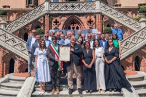 Il wine critic Ian D&rsquo;Agata cittadino onorario di Novello, terra della Nas-c&euml;tta, nelle Langhe