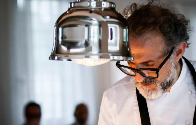 CASA PERBELLINI 12 APOSTOLI, DA VITTORIO, ENOTECA PINCHIORRI, GIALLO ZAFFERANO, LA PERGOLA DELL'HOTEL ROME CAVALIERI, LE CALANDRE, MAssimo Bottura, PIAZZA DUOMO, REALE, RISTORANTI, ULIASSI, VILLA CRESPI, Non Solo Vino