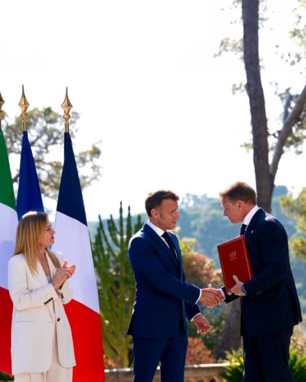 Ad Antibes il vertice Italia-Francia (ph: Fb/Francesco Lollobrigida)