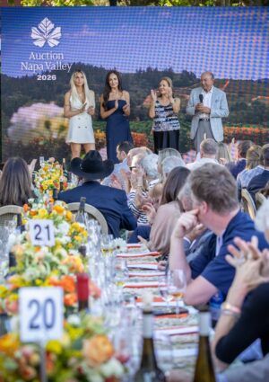 Tra grandi viaggi e bottiglie da sogno, &ldquo;Auction Napa Valley&rdquo; 2026 raccoglie 6 milioni di dollari