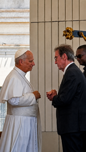 Gli enologi italiani incontrano Papa Leone. Cotarella: &ldquo;la sua vicinanza ci d&agrave; speranza e coraggio&rdquo;