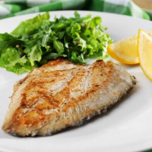 Pesce gi&agrave; pronto: cambia la tavola degli italiani, diminuisce la voglia di cucinarlo