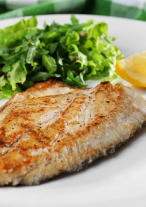 Pesce gi&agrave; pronto: cambia la tavola degli italiani, diminuisce la voglia di cucinarlo