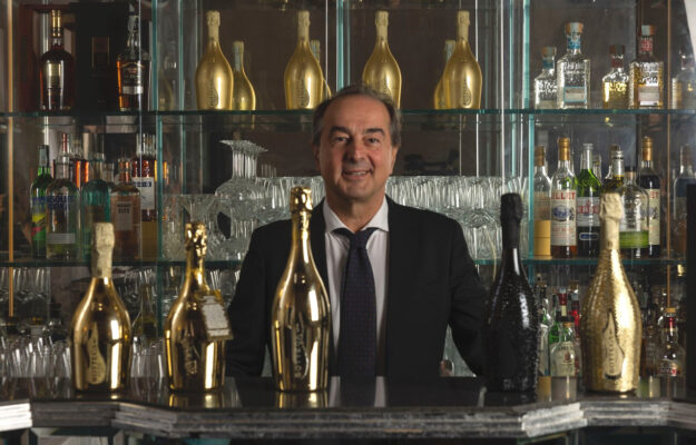 AEROPORTI, BOTTEGA, DUTY FREE, GUERRE, PROSECCO, SANDRO BOTTEGA, TRAVEL RETAIL, VIAGGI, Italia