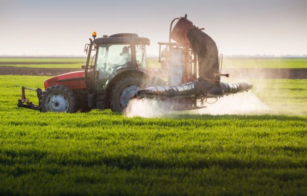 CIA AGRICOLTORI ITALIANI, Coldiretti, COMMISSIONE UE, Confagricoltura, FERTILIZZANTI, FONDI EUROPEI, FRANCESCO LOLLOBRIGIDA, Guerra, MEDIO ORIENTE, MINISTRO DELL'AGRICOLTURA, PAC, RISERVA AGRICOLA, STRETTO DI HORMUZ, UE, Non Solo Vino
