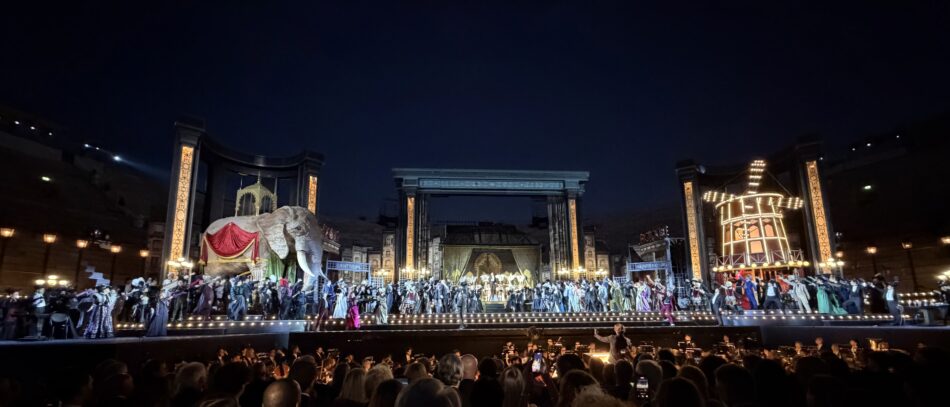 “Libiamo ne’ lieti calici” e “French Cancan” all’Arena di Verona (ph: WineNews) 
