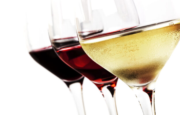 CONSUMI, EXPORT, OIVE, PRODUZIONE, SPAGNA, VINETUR, VINI BIANCHI, VINI ROSSI, VINO SPAGNOLO, Mondo