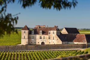 Asta record in Borgogna, by Christie&rsquo;s, per restaurare l&rsquo;antica Abbazia di C&icirc;teaux