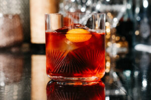 Bere &ldquo;locale&rdquo; &egrave; possibile, anche andando oltre il vino, con la riscoperta degli amari di territorio