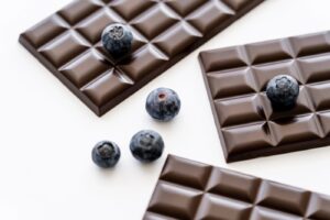 Cacao, mirtilli, cocco, mandorle e vaniglia ... Ecco i 41 &ldquo;super ingredienti&rdquo; top del 2025