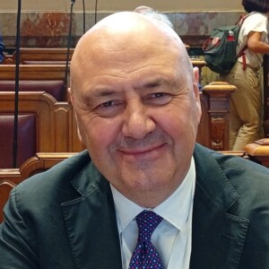 &ldquo;Il vino superer&agrave; questa tempesta imperfetta, se riprender&agrave; in mano il proprio destino&rdquo;
