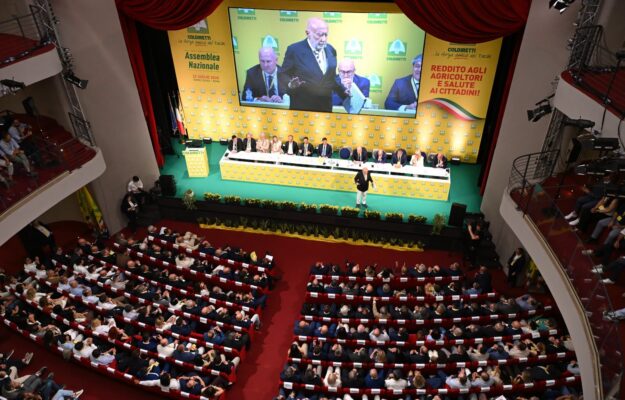 AGEA, AGRICOLTORI, AGRICOLTURA, ANTICIPI PAC, Coldiretti, FRANCESCO LOLLOBRIGIDA, MINISTRO DELL'AGRICOLTURA, PAC, UE, Non Solo Vino