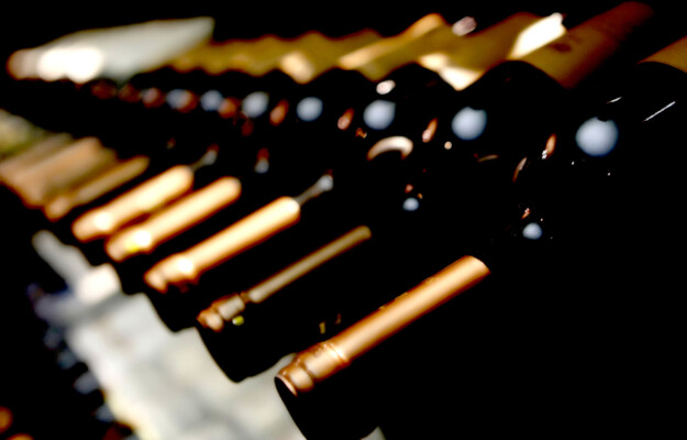 BAROLO, BRUNO GIACOSA, COLLEZIONISMO, FINE WINES, GIACOMO CONTERNO, INVESTIMENTI, ITALY 100, LIVE-EX, MONFORTINO, Mondo
