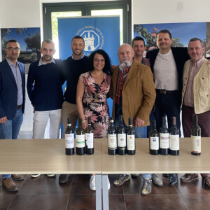 &ldquo;Morellino del Cuore&rdquo; n. 4, i 10 &ldquo;portabandiera&rdquo; della denominazione scelti dai sommelier stellati