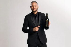 Un&rsquo;altra star del calcio entra nel mondo del vino: Neymar Jr lancia il progetto &ldquo;Le Prince&rdquo;