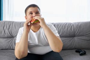Il paradosso italiano: culla della Dieta Mediterranea, ma i bambini sono tra i pi&ugrave; sovrappeso&nbsp;