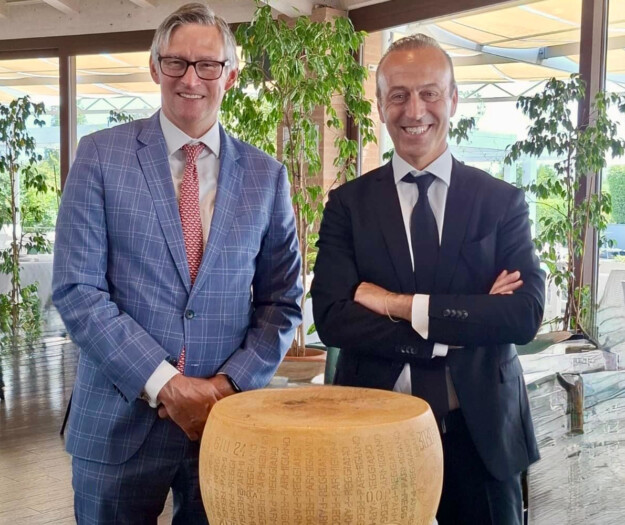 &ldquo;Usa loves Parmigiano Reggiano&rdquo;: export a +2,5% nei primi 5 mesi 2026, per 7.000 tonnellate