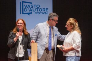 Una narrazione intensa del Sud Italia: la scrittrice Wanda Marasco vince il &ldquo;Premio Cantina Tollo&rdquo;