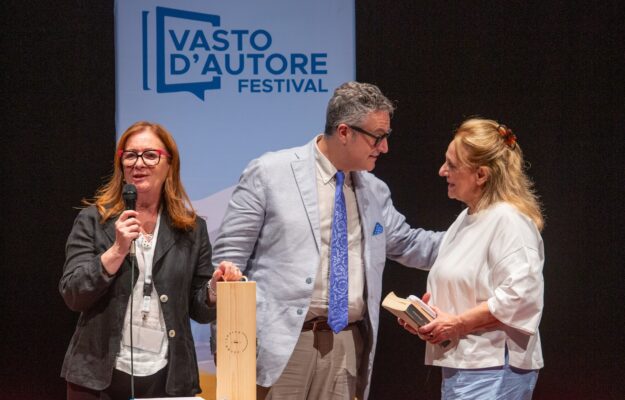 ABRUZZO, CANTINA TOLLO, LETTERATURA, TULLUM DOCG, VASTO, Italia