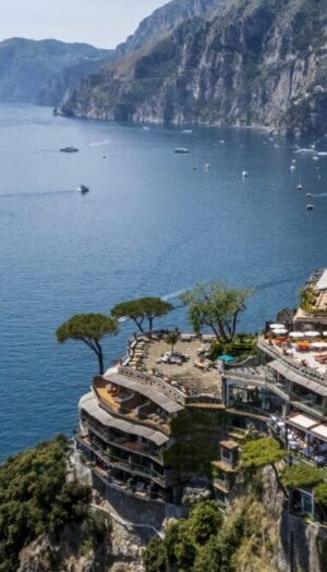 Italia sul podio (al n. 2) tra i migliori alberghi di lusso del mondo, con il San Pietro di Positano