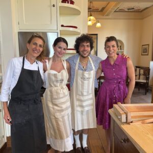 Compleanno italiano per Selena Gomez, con cooking class nella tenuta de Il Borro di Ferragamo