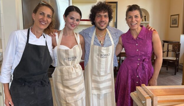 Compleanno italiano per Selena Gomez, con cooking class nella tenuta de Il Borro di Ferragamo