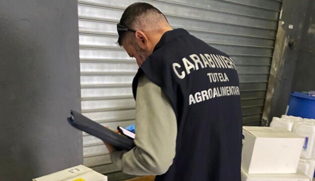 Sequestrate oltre 9,2 tonnellate di fitofarmaci illegali in tre regioni italiane