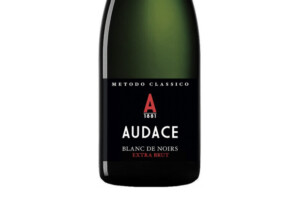 Serena Wines 1881, Spumante Extra Brut Blanc de Noirs Audace
