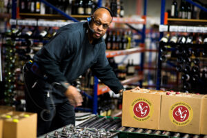 Vino e distribuzione Usa: il colosso Southern Glazer&rsquo;s Wine & Spirits punta su un modello ibrido