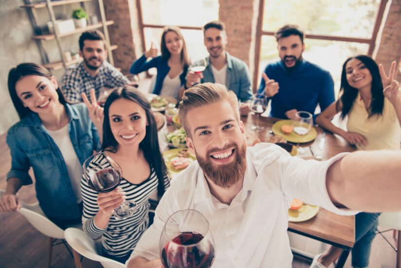 La tavola per gli italiani rappresenta un pezzo di vita