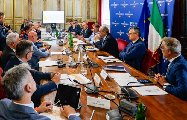 CIA AGRICOLTORI ITALIANI, Coldiretti, COLTIVAITALIA, Confagricoltura, CONFCOOPERATIVE AGROALIMENTARE E PESCA, GRANO ITALIANO, MINISTERO DELL'AGRICOLTURA, TAVOLO GRANO, Non Solo Vino