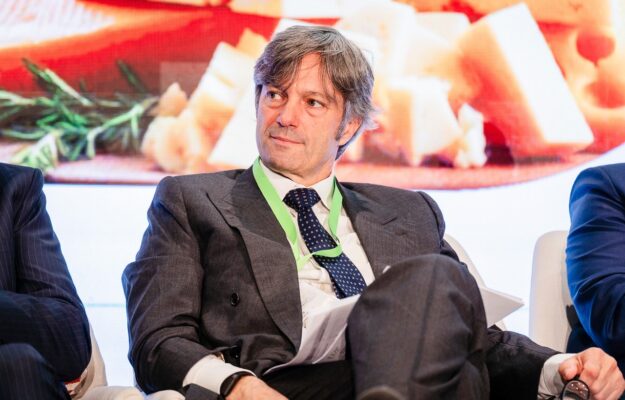 &ldquo;I numeri del vino italiano non sono incoraggianti: dobbiamo fare pi&ugrave; promozione nel mondo&rdquo;