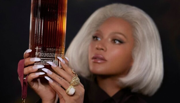 Lvmh cede le quote di &ldquo;SirDavis&rdquo; a Beyonc&egrave;, e la popstar &egrave; ora l&rsquo;unica proprietaria del suo whisky
