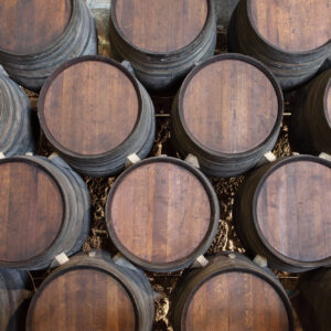 &ldquo;Cantina Italia&rdquo;, giacenze di vino ancora in surplus sul 2025: 42,6 milioni di ettolitri (+6,9%)