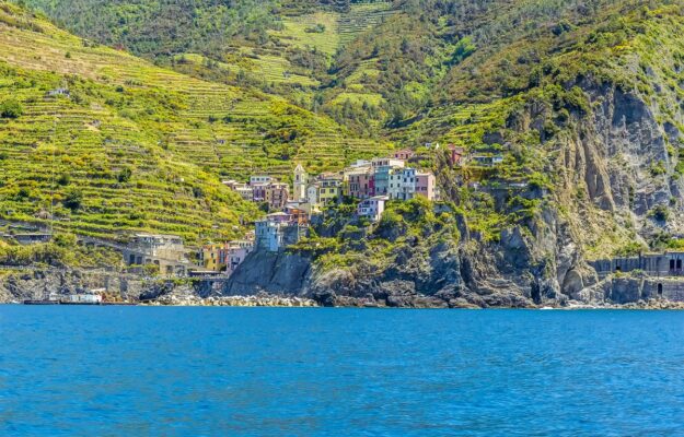 ENOTURISMO, ITALIANI, MARE, ROBERTA GARIBALDI, TURISMO DEL VINO, TURISMO ENOGASTRONOMICO, VACANZE, Italia