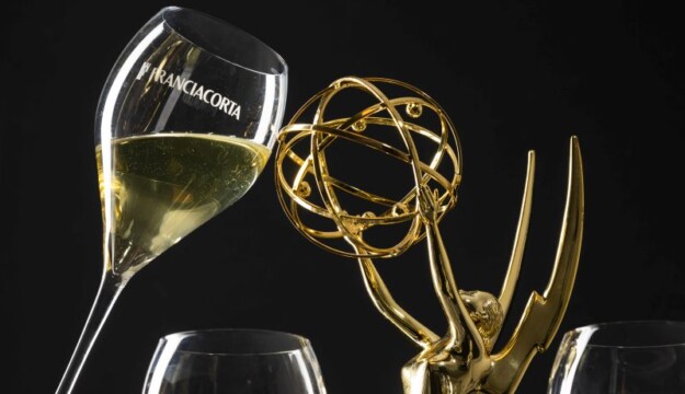 Le star degli Emmy brindano Franciacorta, che lega il suo brand a marchi altrettanto prestigiosi