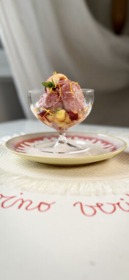 Le Pesche al vino