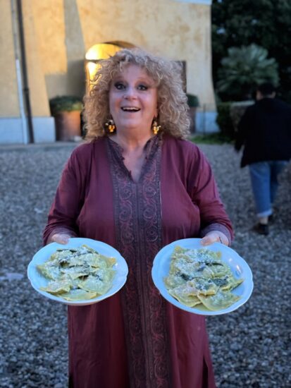 Luisanna Messeri ed i Ravioli maremmani nel documentario “Te la do io la Toscana”