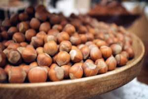 Nocciola, in Piemonte la raccolta &egrave; anticipata: &ldquo;il mercato riconosca il valore della produzione&rdquo;