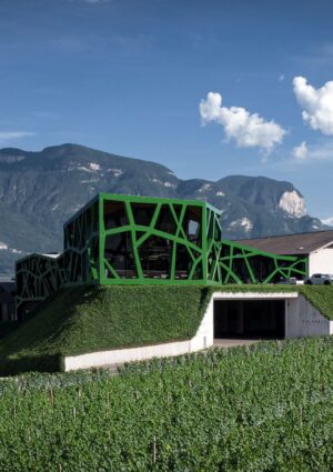 Tramin, cantina-cooperativa &ldquo;gioiello&rdquo; dell&rsquo;Alto Adige, inaugura la nuova struttura produttiva&nbsp;