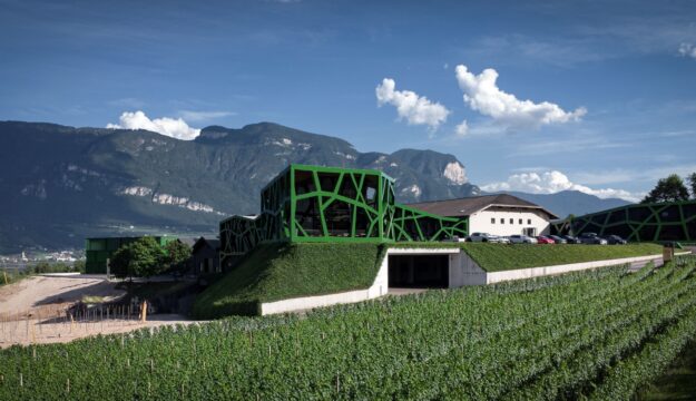 Tramin, cantina-cooperativa &ldquo;gioiello&rdquo; dell&rsquo;Alto Adige, inaugura la nuova struttura produttiva&nbsp;