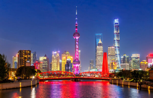 CHAMPAGNE, FINE DINING, GLOBAL WEALTH & LIFESTYLE REPORT, JULIUS BAER, Shangai, Non Solo Vino